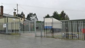 LET! Industrial Unit with Secure Yard